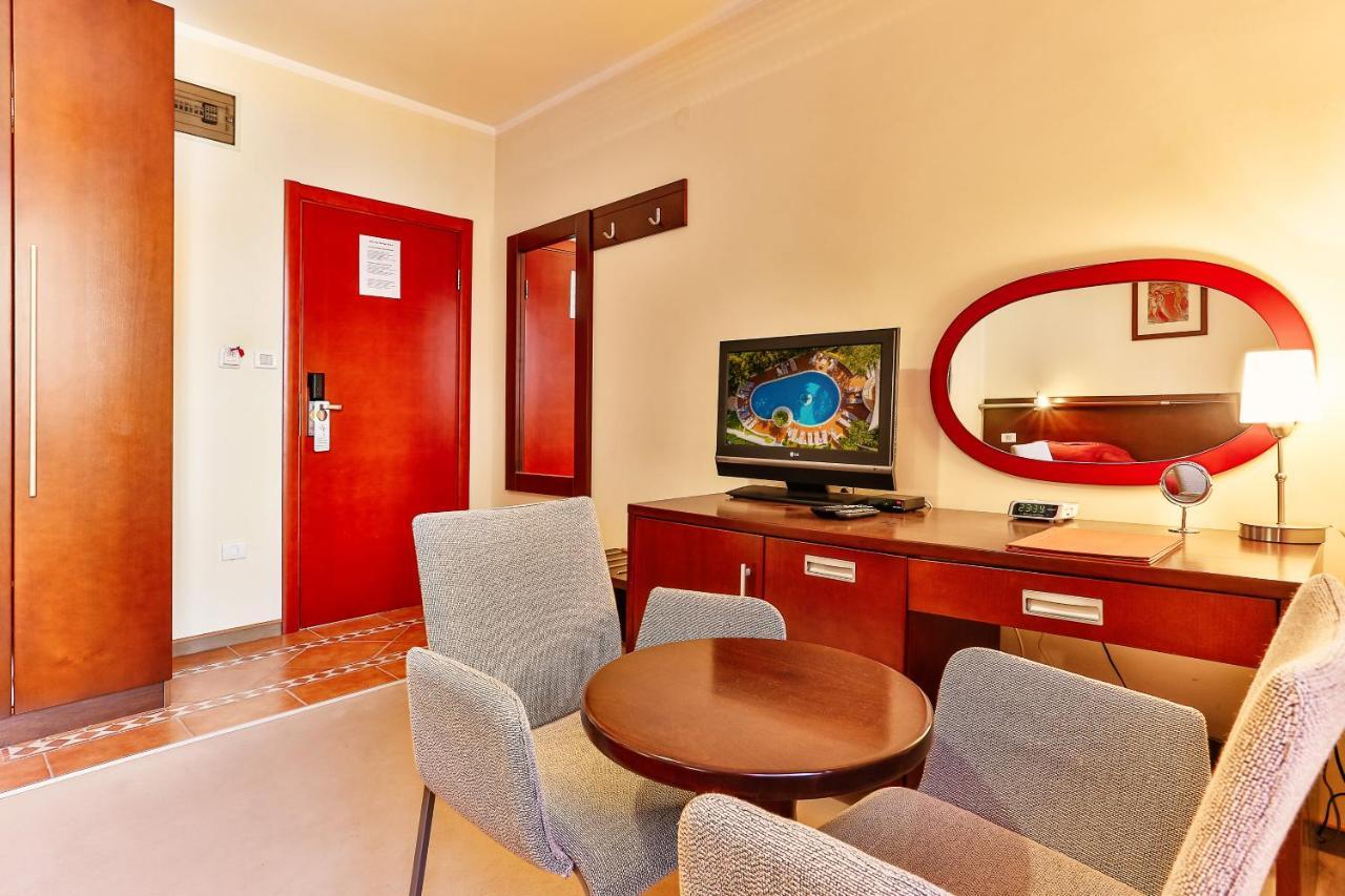 Hotel Max Prestige Budva Zewnętrze zdjęcie